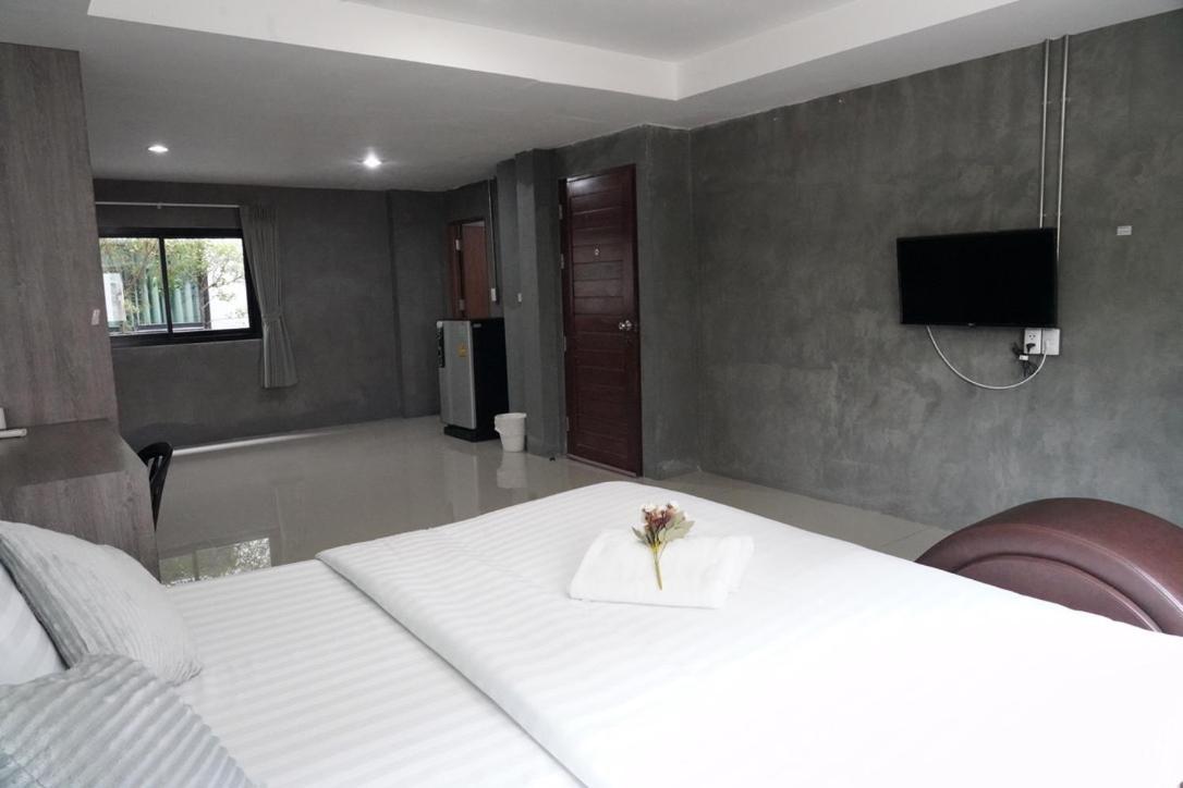 Hotel Matini Klong1 Rangsit Exterior foto